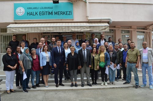 Örtüaltı Sebze Yetiştiriciliği Kursunu Başarı İle Tamamlayan Kursiyerlere Kurs Bitirme Belgeleri Törenle Verildi.  